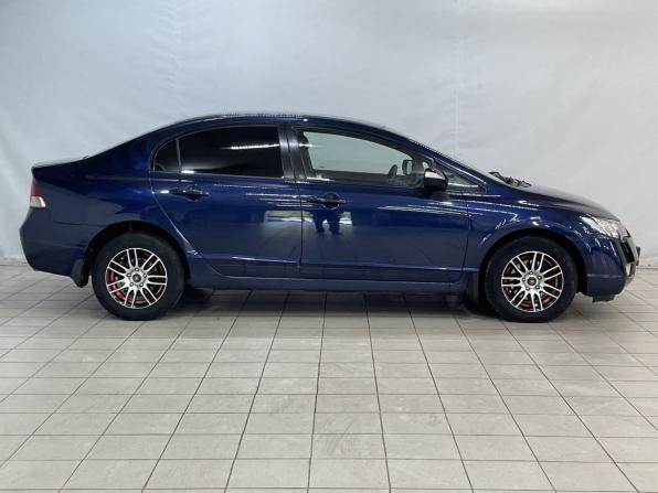 Honda Civic VIII с пробегом 2006 года, цена 599 000 рублей, 427548 км, седан, Автокод Объявления