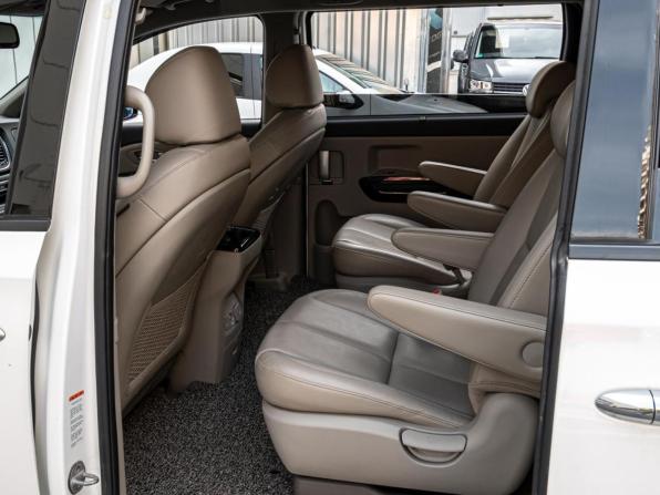 Kia Carnival III с пробегом 2018 года, цена 2 500 000 рублей, 138625 км, минивэн, Автокод Объявления