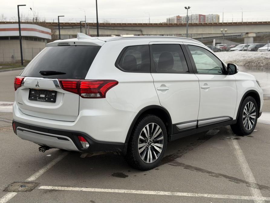 Mitsubishi Outlander III Рестайлинг 3 Казань  - изображение 6