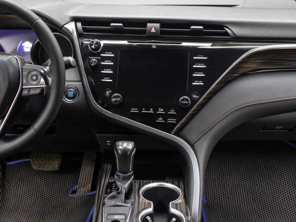 Toyota Camry VIII (XV70) с пробегом 2020 года, цена 2 898 000 рублей, 129840 км, седан, Автокод Объявления