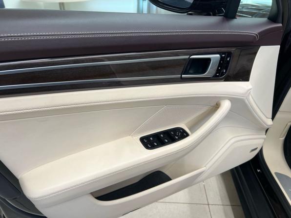 Porsche Panamera II с пробегом 2018 года, цена 6 400 000 рублей, 76068 км, лифтбек, Автокод Объявления