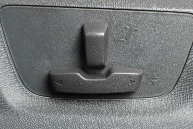 Chevrolet TrailBlazer II с пробегом 2014 года, цена 2 029 000 рублей, 254000 км, внедорожник, Автокод Объявления