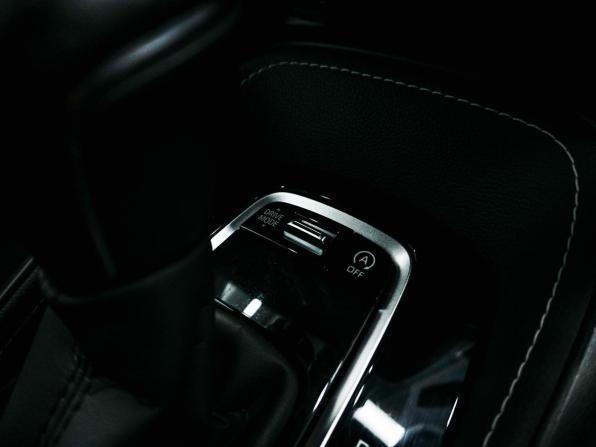 Toyota Corolla XII (E210) с пробегом 2021 года, цена 2 030 000 рублей, 14518 км, хэтчбек, Автокод Объявления