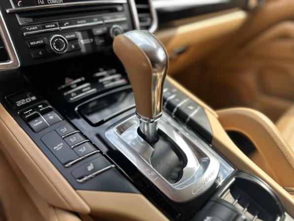 Porsche Cayenne II (958) с пробегом 2012 года, цена 2 160 000 рублей, 192000 км, внедорожник, Автокод Объявления