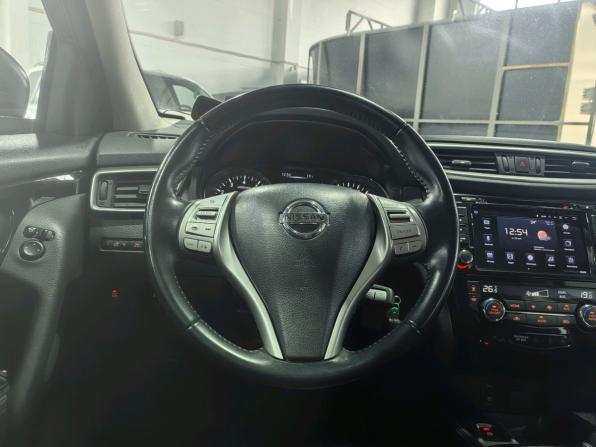 Nissan Qashqai II с пробегом 2017 года, цена 1 229 000 рублей, 102000 км, внедорожник, Автокод Объявления