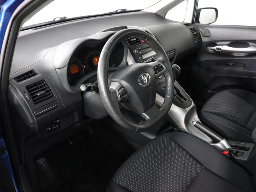 Toyota Auris I Рестайлинг Химки  - изображение 2