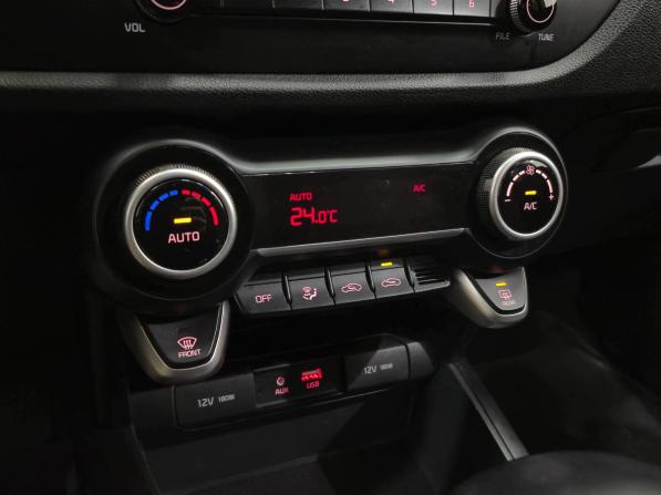 Kia Rio IV с пробегом 2019 года, цена 1 440 000 рублей, 74055 км, седан, Автокод Объявления