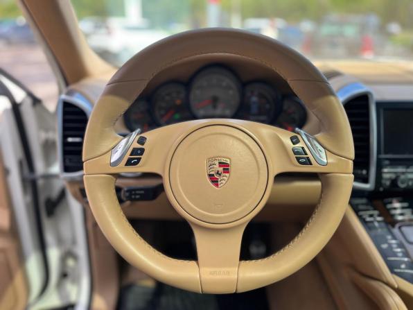 Porsche Cayenne II (958) с пробегом 2011 года, цена 2 320 000 рублей, 189000 км, внедорожник, Автокод Объявления