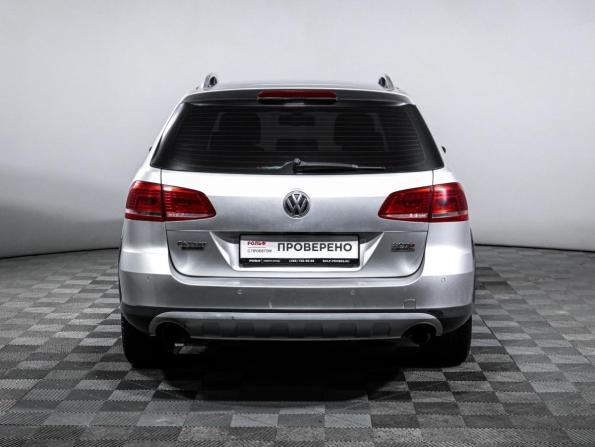 Volkswagen Passat B7 с пробегом 2013 года, цена 1 200 000 рублей, 284208 км, универсал, Автокод Объявления