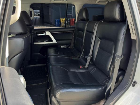 Toyota Land Cruiser 200 Series Рестайлинг 1 с пробегом 2012 года, цена 3 549 000 рублей, 140864 км, внедорожник, Автокод Объявления