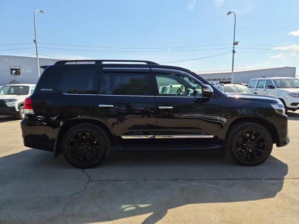 Toyota Land Cruiser 200 Series Рестайлинг 2 с пробегом 2019 года, цена 6 700 000 рублей, 93907 км, внедорожник, Автокод Объявления