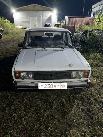 Lada (ВАЗ) 2105 с пробегом 2003 года, цена 100 000 рублей, 250000 км, седан, Автокод Объявления