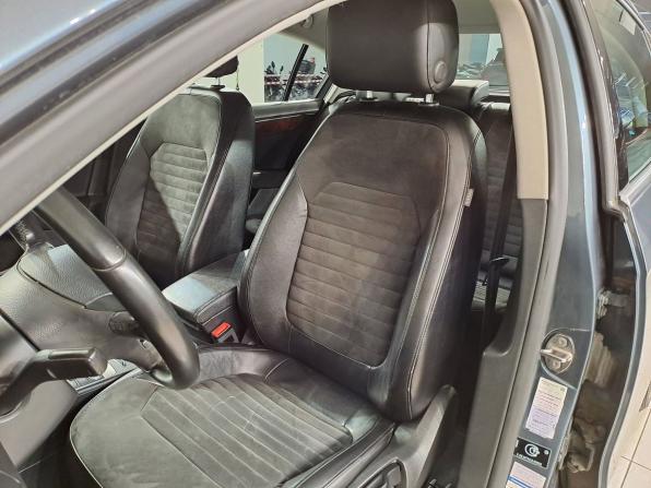 Volkswagen Passat B7 с пробегом 2011 года, цена 899 000 рублей, 204000 км, седан, Автокод Объявления