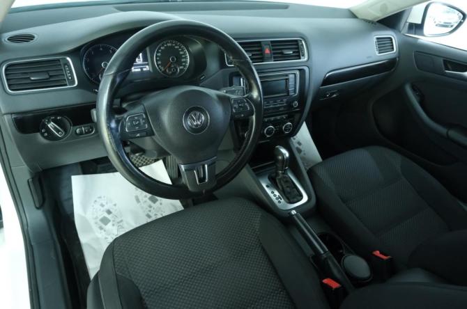 Volkswagen Jetta VI с пробегом 2013 года, цена 1 049 000 рублей, 218900 км, седан, Автокод Объявления