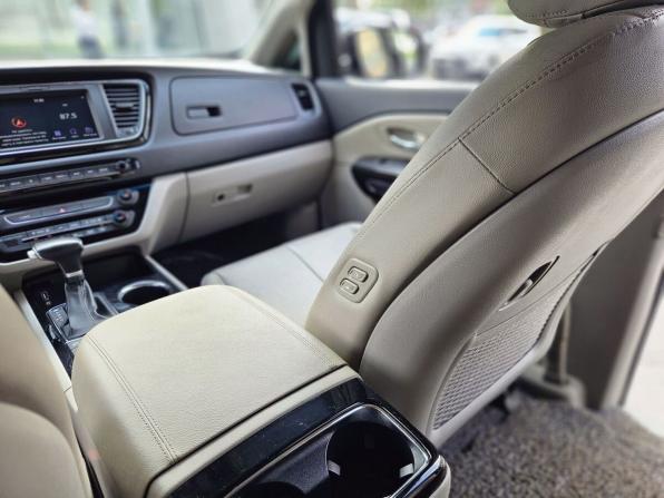 Kia Carnival III с пробегом 2019 года, цена 2 859 000 рублей, 143777 км, минивэн, Автокод Объявления