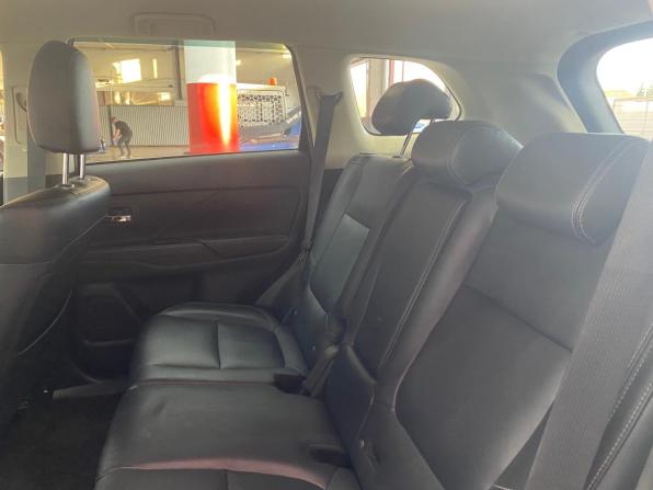 Mitsubishi Outlander III Рестайлинг 3 с пробегом 2019 года, цена 2 660 000 рублей, 68068 км, внедорожник, Автокод Объявления