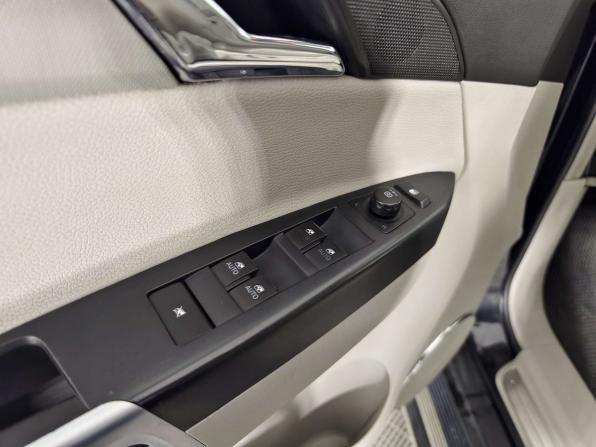 Opel Antara I Рестайлинг с пробегом 2014 года, цена 990 000 рублей, 162000 км, внедорожник, Автокод Объявления