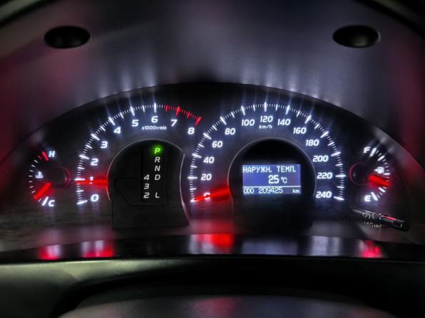 Toyota Camry VI (XV40) Рестайлинг с пробегом 2011 года, цена 1 229 000 рублей, 209400 км, седан, Автокод Объявления