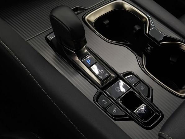 Lexus RX V с пробегом 2022 года, цена 8 480 000 рублей, 15529 км, внедорожник, Автокод Объявления