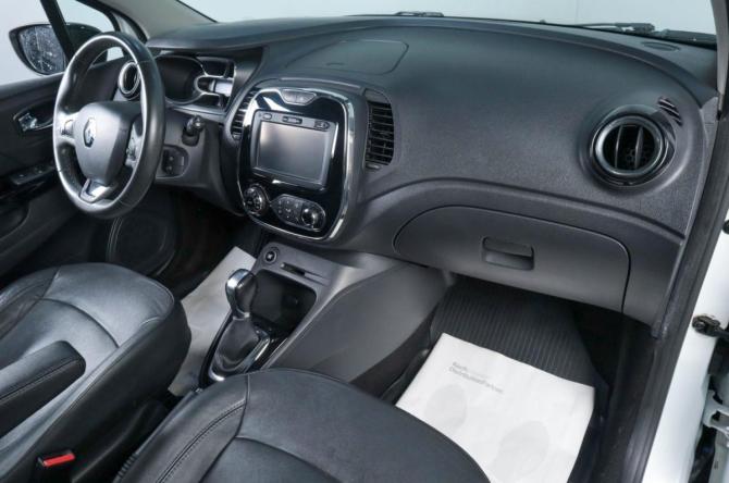 Renault Kaptur I с пробегом 2016 года, цена 1 359 000 рублей, 100149 км, внедорожник, Автокод Объявления
