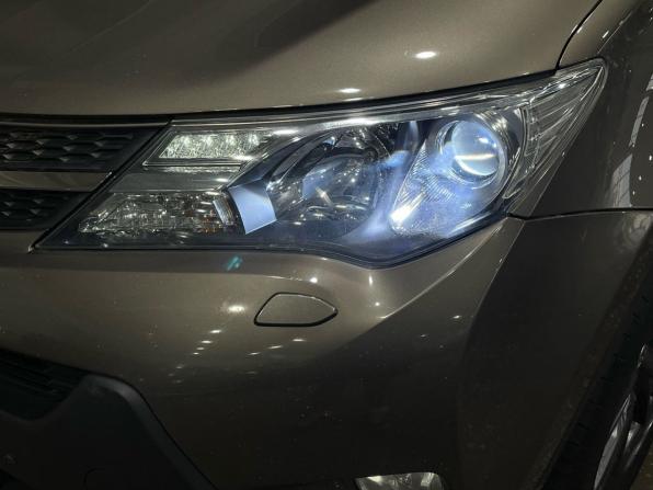 Toyota RAV4 IV (XA40) с пробегом 2014 года, цена 2 044 000 рублей, 220551 км, внедорожник, Автокод Объявления