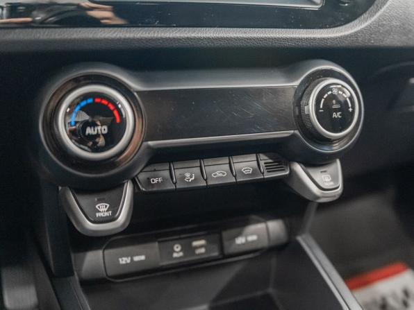 Kia Rio IV с пробегом 2020 года, цена 1 610 000 рублей, 45678 км, седан, Автокод Объявления