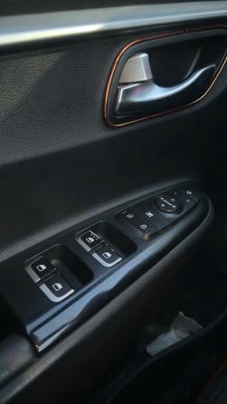 Kia Rio IV Рестайлинг с пробегом 2021 года, цена 1 380 000 рублей, 174315 км, хэтчбек, Автокод Объявления