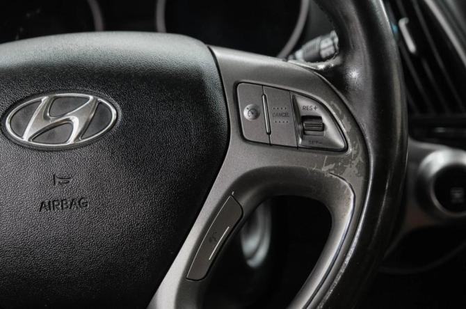 Hyundai ix35 I Рестайлинг с пробегом 2013 года, цена 1 419 000 рублей, 198339 км, внедорожник, Автокод Объявления