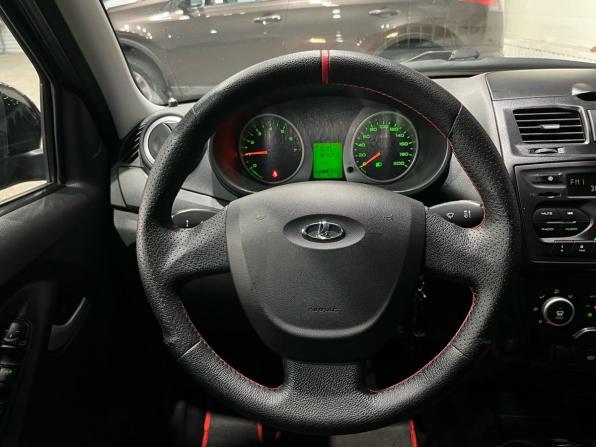 Lada (ВАЗ) Granta I с пробегом 2017 года, цена 774 000 рублей, 96779 км, седан, Автокод Объявления