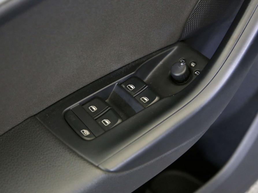 Audi Q3 I (8U) Рестайлинг Санкт-Петербург  - изображение 20