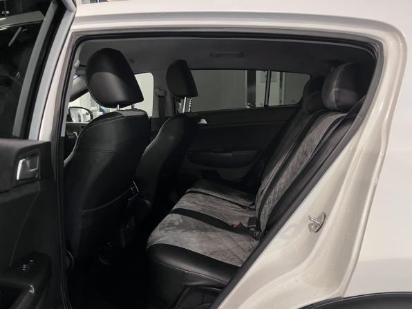Kia Sportage IV Рестайлинг с пробегом 2018 года, цена 2 275 000 рублей, 93830 км, внедорожник, Автокод Объявления