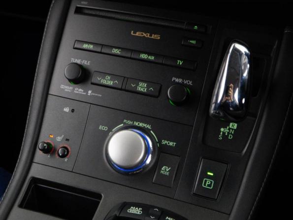Lexus CT I с пробегом 2011 года, цена 1 369 444 рубля, 125382 км, хэтчбек, Автокод Объявления