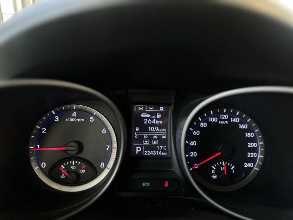 Hyundai Santa Fe III с пробегом 2013 года, цена 1 570 000 рублей, 224314 км, внедорожник, Автокод Объявления