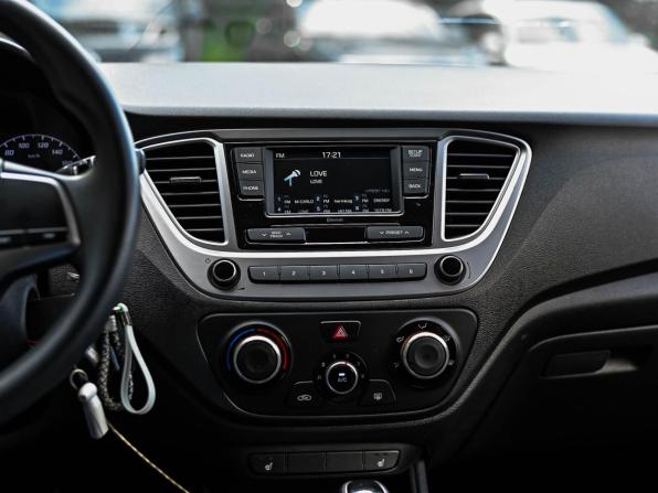 Hyundai Solaris II Рестайлинг с пробегом 2020 года, цена 1 280 000 рублей, 55405 км, седан, Автокод Объявления