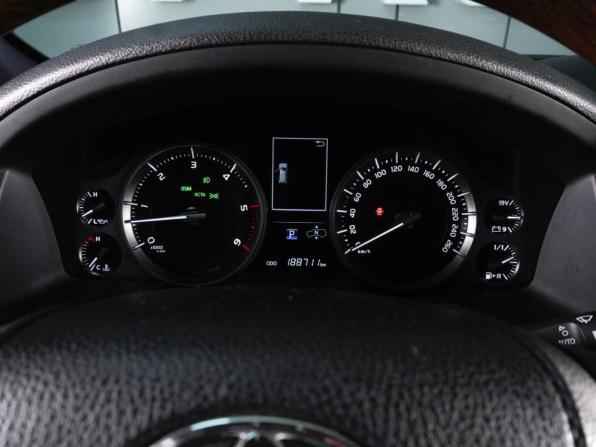 Toyota Land Cruiser 200 Series Рестайлинг 2 с пробегом 2016 года, цена 6 750 000 рублей, 188711 км, внедорожник, Автокод Объявления