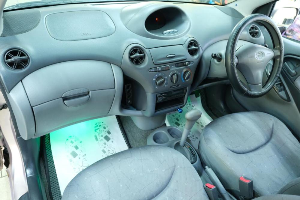 Toyota Vitz I (P10) Омск  - изображение 17