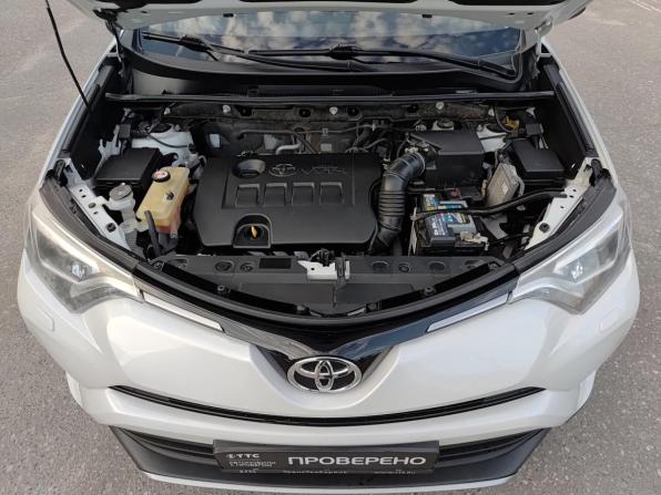 Toyota RAV4 IV (XA40) Рестайлинг с пробегом 2018 года, цена 2 190 000 рублей, 179463 км, внедорожник, Автокод Объявления