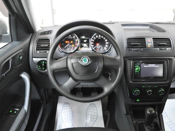 Skoda Yeti I с пробегом 2012 года, цена 650 000 рублей, 235456 км, внедорожник, Автокод Объявления