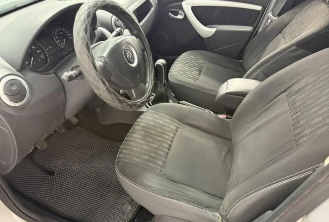 Renault Sandero I с пробегом 2012 года, цена 595 000 рублей, 217934 км, хэтчбек, Автокод Объявления