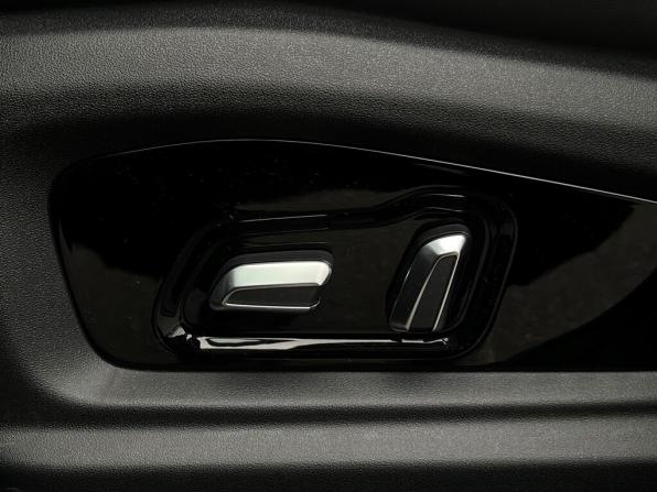 Omoda C5 I Рестайлинг с пробегом 2024 года, цена 2 298 800 рублей, 8739 км, внедорожник, Автокод Объявления