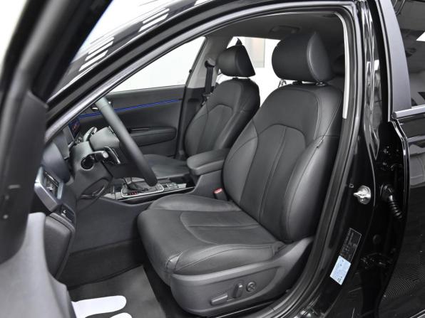 Kia Optima IV Рестайлинг с пробегом 2018 года, цена 1 649 000 рублей, 106000 км, седан, Автокод Объявления