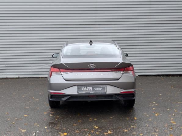 Hyundai Elantra VII (CN7) с пробегом 2022 года, цена 1 950 000 рублей, 64685 км, седан, Автокод Объявления