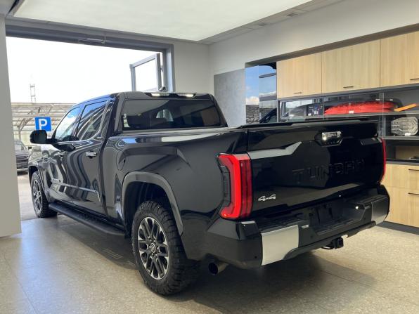 Toyota Tundra III с пробегом 2021 года, цена 8 000 000 рублей, 41141 км, offers.body_type.unknown, Автокод Объявления