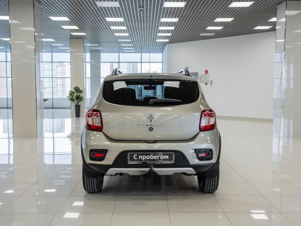 Renault Sandero II Рестайлинг с пробегом 2020 года, цена 1 277 000 рублей, 106978 км, хэтчбек, Автокод Объявления