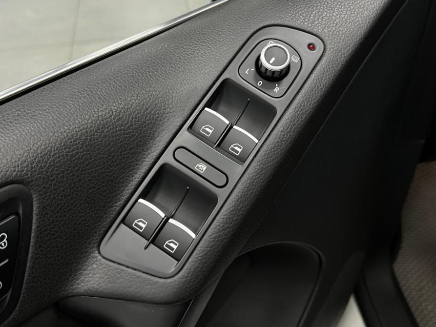 Volkswagen Tiguan I Рестайлинг Казань  - изображение 8