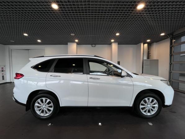Haval M6 II с пробегом 2023 года, цена 1 780 000 рублей, 42848 км, внедорожник, Автокод Объявления