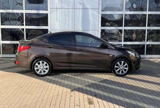 Hyundai Solaris I Рестайлинг с пробегом 2016 года, цена 1 000 000 рублей, 199607 км, седан, Автокод Объявления