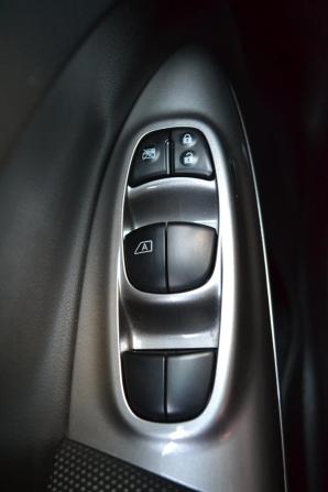 Nissan Juke I с пробегом 2013 года, цена 1 130 000 рублей, 125859 км, внедорожник, Автокод Объявления