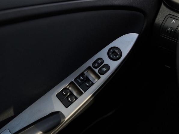 Hyundai Solaris I Рестайлинг с пробегом 2016 года, цена 1 039 000 рублей, 131583 км, седан, Автокод Объявления