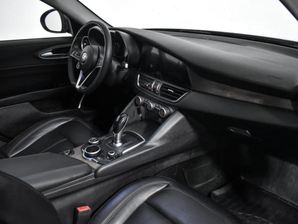Alfa Romeo Giulia II (952) с пробегом 2018 года, цена 2 800 000 рублей, 90325 км, седан, Автокод Объявления